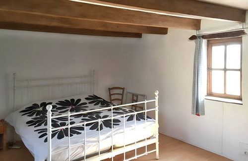 Chenerailles - Auzances - Bellegarde et Haut Pays Marchois House | 80 m² House ∙ 1 bedroom ∙ 2 guests