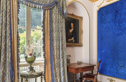Dizzasco Villa | 800m2 SPRAWLING HISTORIC MANSION VILLA D'EPOCA OF 17TH CENT ON LAKE COMO