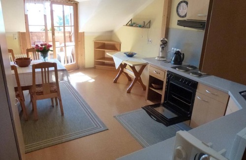 Rimbach Apartment | 80qm große FeWo mit Balkon und tollem Ausblick