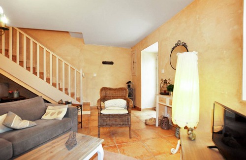 Saint-Jean-du-Bruel House | 81 m² House ∙ 2 bedrooms ∙ 8 guests