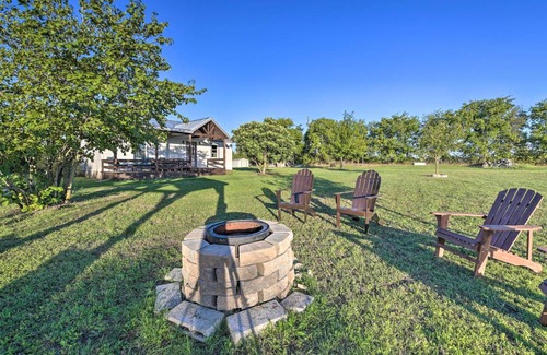 McLennan County House | 83 m² House ∙ 2 bedrooms ∙ 5 guests