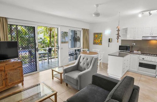 Clifton Beach Apartment | 83 m² Serviced apartment ∙ 2 bedrooms ∙ 127 guests