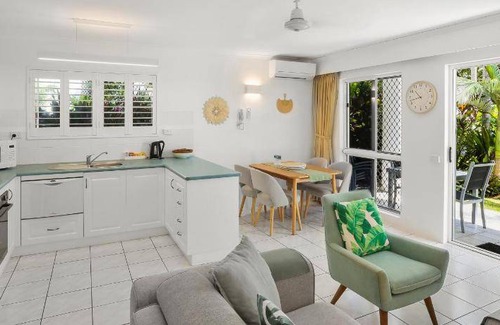 Clifton Beach Apartment | 83 m² Serviced apartment ∙ 2 bedrooms ∙ 127 guests