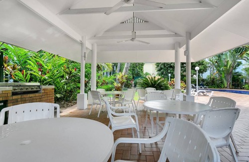Clifton Beach Apartment | 83 m² Serviced apartment ∙ 2 bedrooms ∙ 127 guests