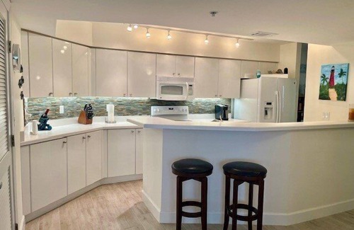 Ponce Inlet Condo | 8301 Towers 8 & 9 - Daytona Beach Oceanfront Vacations, Inc