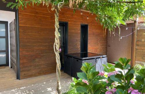 Saint-Jean-des-Mauvrets House | 85 m² House ∙ 3 bedrooms ∙ 6 guests