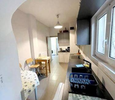Chalandri Apartment | 85 m² Apartment ∙ 2 bedrooms ∙ 5 guests