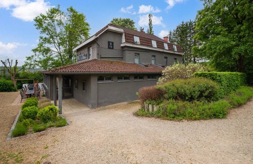 Durbuy House | 850 m² House ∙ 10 bedrooms ∙ 24 guests