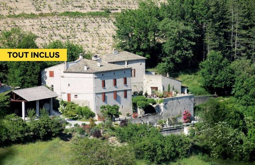 Drome House | 86 m² Gîte ∙ 2 bedrooms ∙ 4 guests