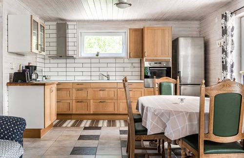 Olofstrom House | 88 m² House ∙ 1 bedroom ∙ 6 guests