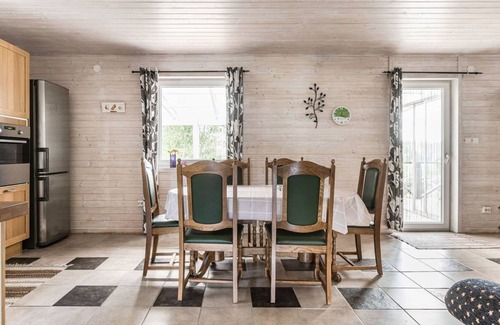 Olofstrom House | 88 m² House ∙ 1 bedroom ∙ 6 guests