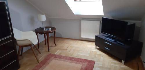 Lublin Apartment | 88 m² Apartment ∙ 3 bedrooms ∙ 12 guests