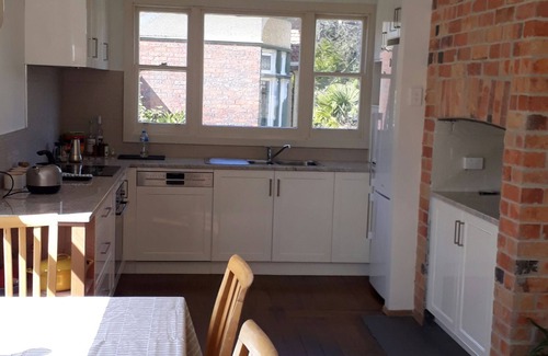 Newstead House | 89 Elphin Road Launceston