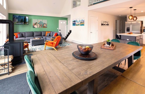 West Wardsboro House | 8mins Mount Snow - NEW Cabin 3600SF - Game Room - 20%OFF