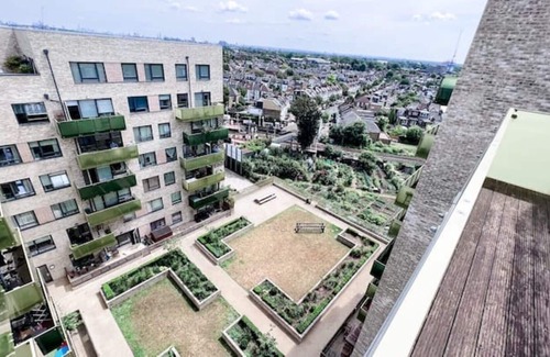 South Acton Apartment | 8th Floor Brand New Luxe Spacious 3BD South Acton