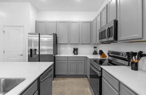 Fairvilla House | 9 Bedroom/9 Bathroom/Paradiso Grande (6228SS)