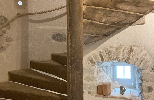 Flety House | 9 bedroom private vacation home in flã©ty