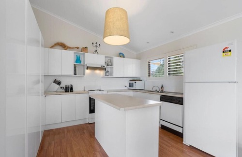 Encounter Bay House | 9 Coorong Crescent, Encounter Bay
