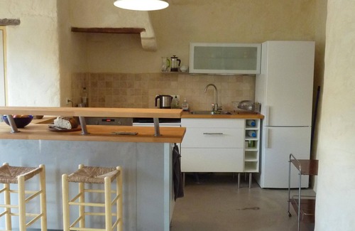 Lioux House | 9 km from Gordes, hamlet house with terrace