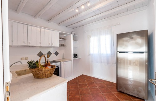 Psarou Villa | 9 Muses Villa Erato 4BR With private pool!