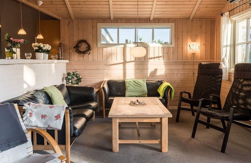 Rindby Strand House | 9 person holiday home in Fanø