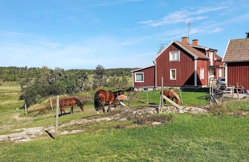 Tystberga House | 9 person holiday home in Tystberga