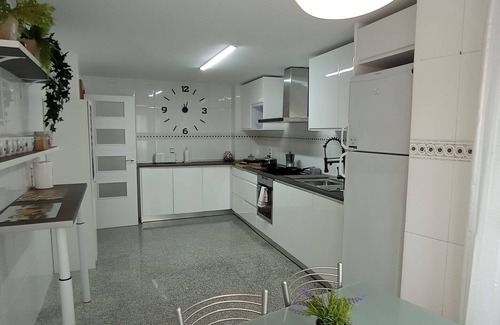 Vinaros Condo | 9 Plazas Piso 5 Hab. Centro Vinaròs a 350 mts de la Playa con Vistas