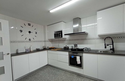 Vinaros Condo | 9 Plazas Piso 5 Hab. Centro Vinaròs a 350 mts de la Playa con Vistas