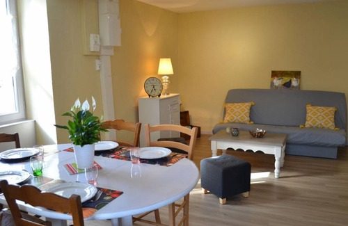 Montmoreau-Saint-Cybard Cottage | 90 m² Cottage ∙ 2 bedrooms ∙ 5 guests