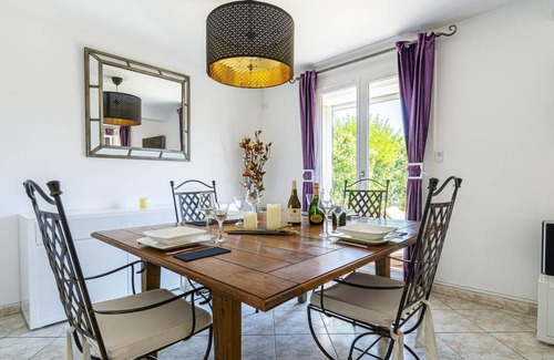 Saint-Apollinaire Cottage | 90 m² Cabin ∙ 3 bedrooms ∙ 6 guests