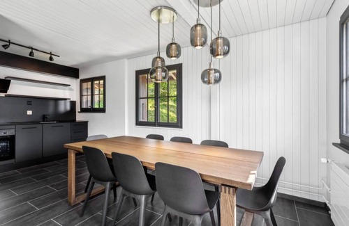 Cresuz Ski Chalet | 90 m² Chalet ∙ 4 bedrooms ∙ 8 guests