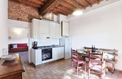 Ponsacco Apartment | 90 sqm apartment