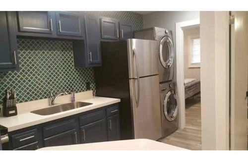Terre Haute Apartment | 911 N. 8th St. Your Home away from Home