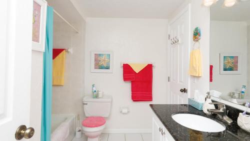 Grove City House | 9141 Lake #102