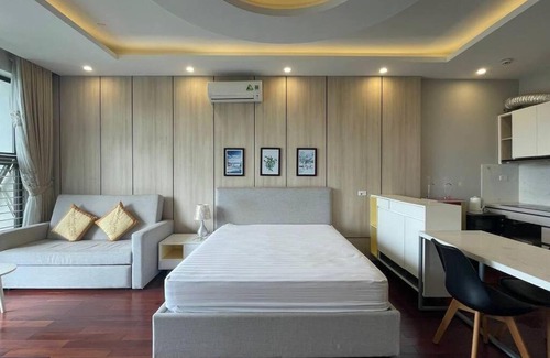Nhat Tan Apartment | 93 Trịnh Công Sơn Home managed by Lily Home