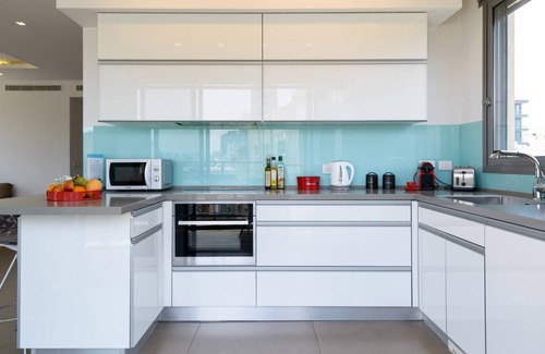 Tel Aviv Promenade Apartment | 97 m² Apartment ∙ 3 bedrooms ∙ 6 guests