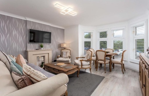 Ayr Apartment | 9A Millbrae - Donnini Apartments