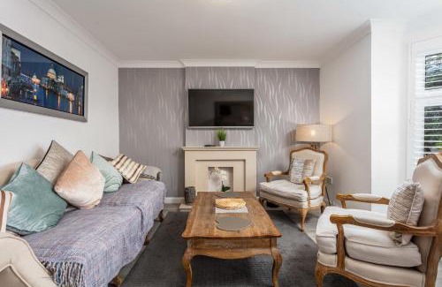 Ayr Apartment | 9A Millbrae - Donnini Apartments