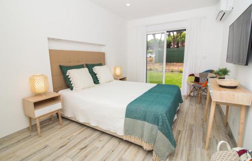 Olhos D'Agua Apartment | Açoteias B3