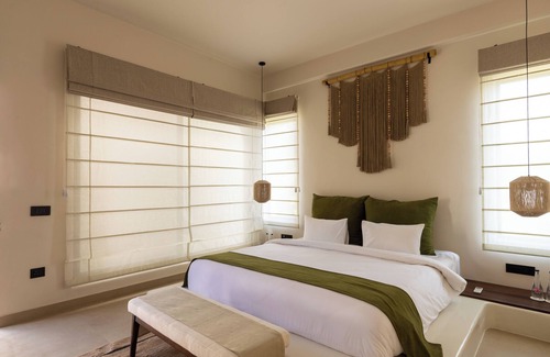 Sanganer Hotel | A 7- Room Villa Boutique Retreat With Ceremonial Amenities.