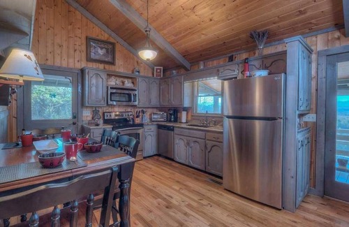 Morganton Cabin | A Beary Nice View by Escape to Blue Ridge