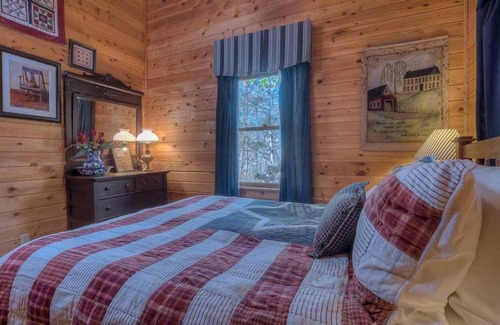 Morganton Cabin | A Beary Nice View by Escape to Blue Ridge