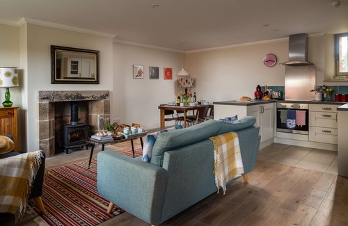 Greenlaw Cottage | A beautiful and cosy dog friendly cottage with flexible sleeping arrangements