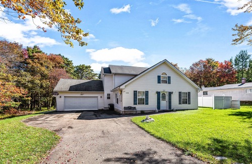 Tunkhannock Township House | A Beautiful and cozy 2 floor home in Pennsylvania.