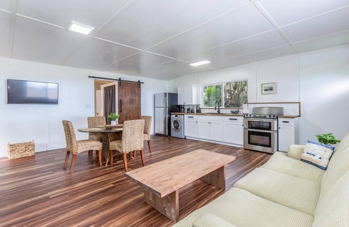 Keaukaha House | A BEAUTIFUL Beach House FULL OF ALOHA in Hilo