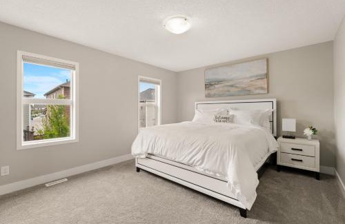 Airdrie House | A beautiful home in Airdrie