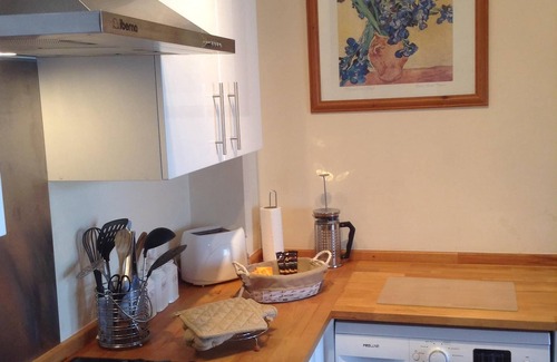 Le Teilleul Cottage | A beautiful renovated Gite set in peaceful and tranquil Normandy countryside