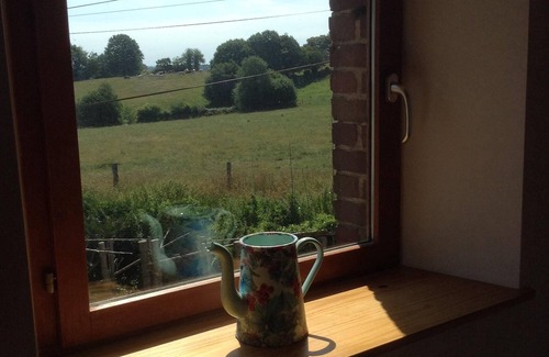Le Teilleul Cottage | A beautiful renovated Gite set in peaceful and tranquil Normandy countryside