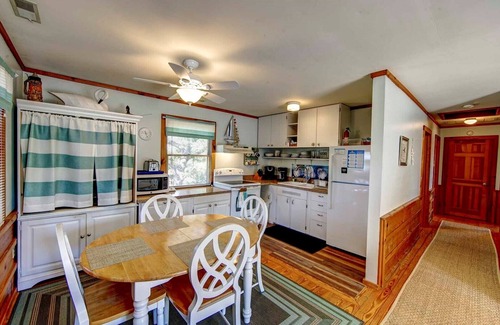 Ocracoke House | A Bit Airy: Ocracoke Vacation Rental for 4