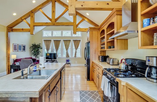 West Sedona House | A Blissful Retreat in Nature - Backing to National Forest